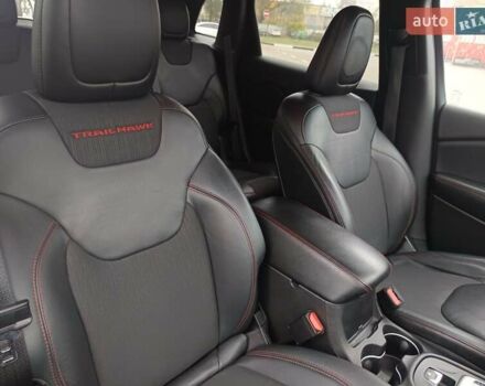 Серый Джип Чероки, объемом двигателя 3.24 л и пробегом 141 тыс. км за 16500 $, фото 14 на Automoto.ua