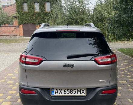 Серый Джип Чероки, объемом двигателя 2.36 л и пробегом 200 тыс. км за 14750 $, фото 15 на Automoto.ua