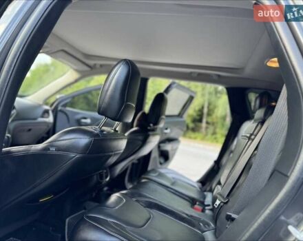 Серый Джип Чероки, объемом двигателя 3.24 л и пробегом 184 тыс. км за 12500 $, фото 12 на Automoto.ua