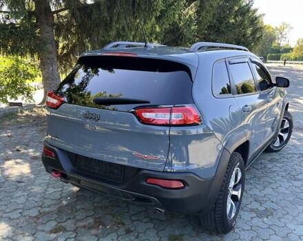 Серый Джип Чероки, объемом двигателя 3.24 л и пробегом 304 тыс. км за 14200 $, фото 3 на Automoto.ua