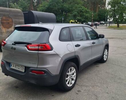 Сірий Джип Cherokee, об'ємом двигуна 2.36 л та пробігом 170 тис. км за 11111 $, фото 5 на Automoto.ua