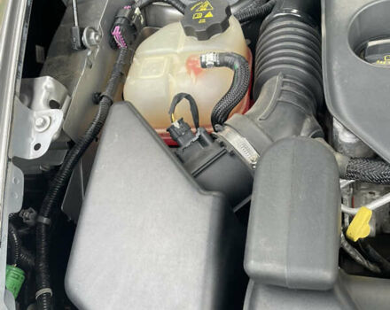 Серый Джип Чероки, объемом двигателя 2.36 л и пробегом 200 тыс. км за 14750 $, фото 3 на Automoto.ua