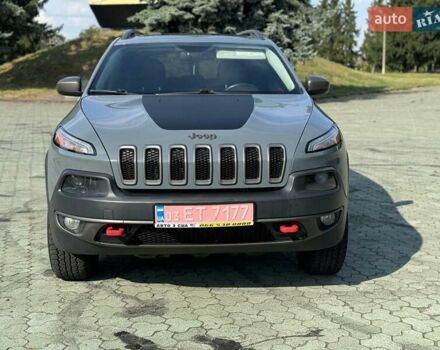 Серый Джип Чероки, объемом двигателя 3.2 л и пробегом 302 тыс. км за 15500 $, фото 8 на Automoto.ua