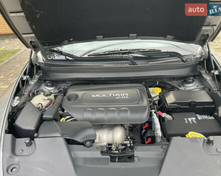 Серый Джип Чероки, объемом двигателя 2.36 л и пробегом 200 тыс. км за 14750 $, фото 4 на Automoto.ua