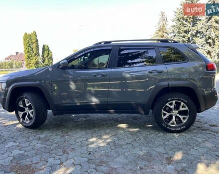 Серый Джип Чероки, объемом двигателя 3.24 л и пробегом 304 тыс. км за 14200 $, фото 9 на Automoto.ua