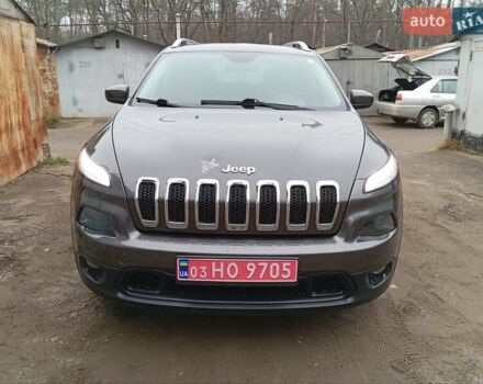 Серый Джип Чероки, объемом двигателя 2.4 л и пробегом 250 тыс. км за 11300 $, фото 2 на Automoto.ua