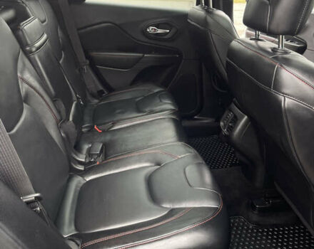 Серый Джип Чероки, объемом двигателя 3.24 л и пробегом 352 тыс. км за 12500 $, фото 26 на Automoto.ua