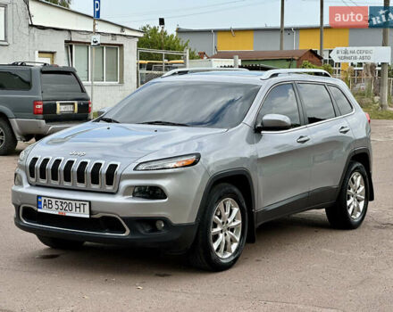 Сірий Джип Cherokee, об'ємом двигуна 3.24 л та пробігом 228 тис. км за 12950 $, фото 21 на Automoto.ua