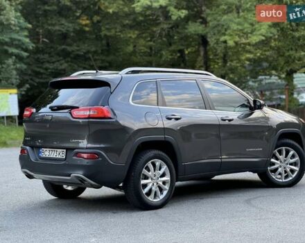 Серый Джип Чероки, объемом двигателя 3.24 л и пробегом 184 тыс. км за 12500 $, фото 9 на Automoto.ua