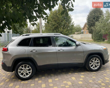 Сірий Джип Cherokee, об'ємом двигуна 2.36 л та пробігом 200 тис. км за 14900 $, фото 13 на Automoto.ua