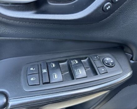 Серый Джип Чероки, объемом двигателя 3.2 л и пробегом 185 тыс. км за 308 $, фото 13 на Automoto.ua