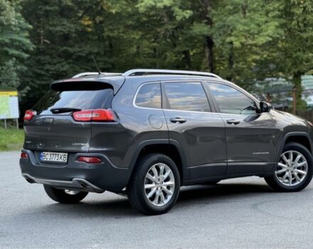 Серый Джип Чероки, объемом двигателя 3.2 л и пробегом 185 тыс. км за 308 $, фото 3 на Automoto.ua