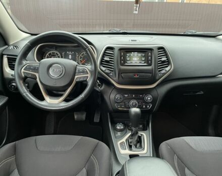 Серый Джип Чероки, объемом двигателя 2.4 л и пробегом 130 тыс. км за 13300 $, фото 13 на Automoto.ua