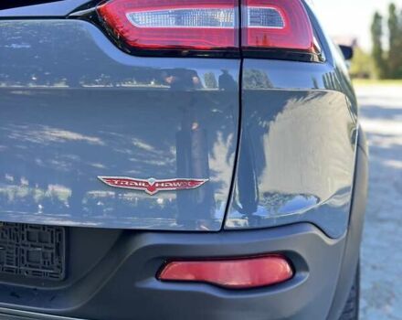 Серый Джип Чероки, объемом двигателя 3.24 л и пробегом 304 тыс. км за 14200 $, фото 16 на Automoto.ua