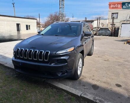 Сірий Джип Cherokee, об'ємом двигуна 3.24 л та пробігом 127 тис. км за 16000 $, фото 1 на Automoto.ua