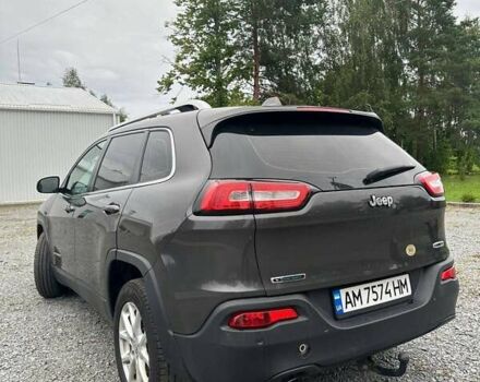 Сірий Джип Cherokee, об'ємом двигуна 1.96 л та пробігом 205 тис. км за 14000 $, фото 11 на Automoto.ua
