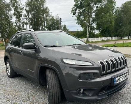 Сірий Джип Cherokee, об'ємом двигуна 1.96 л та пробігом 205 тис. км за 14000 $, фото 13 на Automoto.ua
