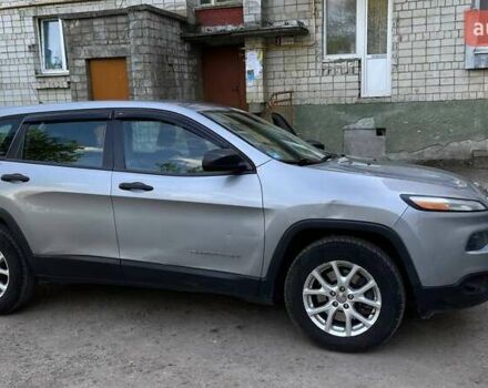 Сірий Джип Cherokee, об'ємом двигуна 2.36 л та пробігом 275 тис. км за 11100 $, фото 12 на Automoto.ua