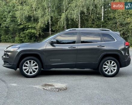 Серый Джип Чероки, объемом двигателя 3.24 л и пробегом 184 тыс. км за 12500 $, фото 2 на Automoto.ua