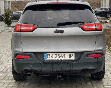 Сірий Джип Cherokee, об'ємом двигуна 2.36 л та пробігом 241 тис. км за 10800 $, фото 4 на Automoto.ua
