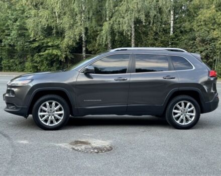 Серый Джип Чероки, объемом двигателя 3.2 л и пробегом 185 тыс. км за 308 $, фото 1 на Automoto.ua