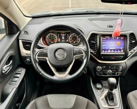 Серый Джип Чероки, объемом двигателя 3.2 л и пробегом 133 тыс. км за 11800 $, фото 12 на Automoto.ua