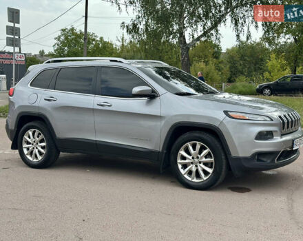 Сірий Джип Cherokee, об'ємом двигуна 3.24 л та пробігом 228 тис. км за 12950 $, фото 14 на Automoto.ua