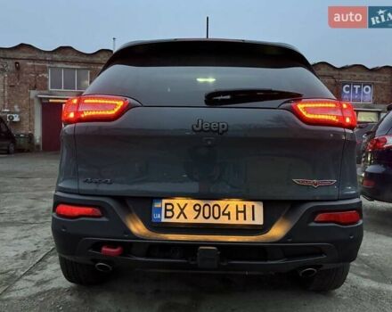 Серый Джип Чероки, объемом двигателя 3.24 л и пробегом 165 тыс. км за 16000 $, фото 7 на Automoto.ua