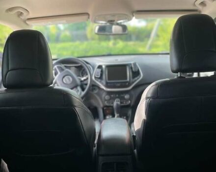Сірий Джип Cherokee, об'ємом двигуна 2.36 л та пробігом 183 тис. км за 13599 $, фото 18 на Automoto.ua