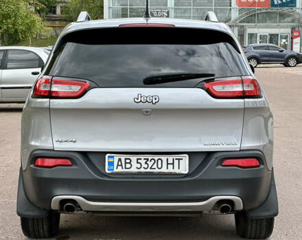 Сірий Джип Cherokee, об'ємом двигуна 3.24 л та пробігом 228 тис. км за 12950 $, фото 10 на Automoto.ua