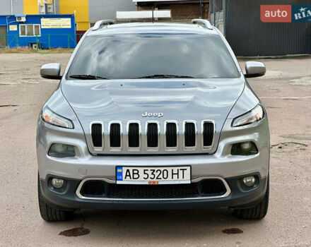 Сірий Джип Cherokee, об'ємом двигуна 3.24 л та пробігом 228 тис. км за 12950 $, фото 18 на Automoto.ua