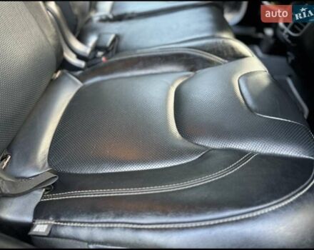 Серый Джип Чероки, объемом двигателя 3.24 л и пробегом 184 тыс. км за 12500 $, фото 16 на Automoto.ua