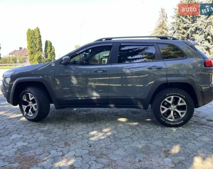 Серый Джип Чероки, объемом двигателя 3.24 л и пробегом 304 тыс. км за 14200 $, фото 13 на Automoto.ua