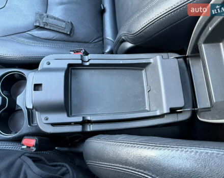 Сірий Джип Cherokee, об'ємом двигуна 2.36 л та пробігом 163 тис. км за 12500 $, фото 31 на Automoto.ua