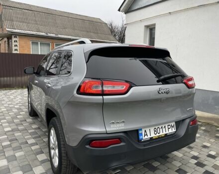 Серый Джип Чероки, объемом двигателя 2.4 л и пробегом 130 тыс. км за 13300 $, фото 5 на Automoto.ua