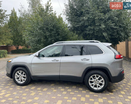 Сірий Джип Cherokee, об'ємом двигуна 2.36 л та пробігом 200 тис. км за 14900 $, фото 20 на Automoto.ua