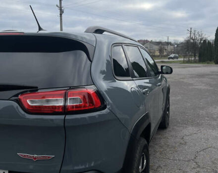 Серый Джип Чероки, объемом двигателя 3.24 л и пробегом 352 тыс. км за 12500 $, фото 7 на Automoto.ua