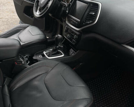 Серый Джип Чероки, объемом двигателя 3.24 л и пробегом 352 тыс. км за 12500 $, фото 30 на Automoto.ua