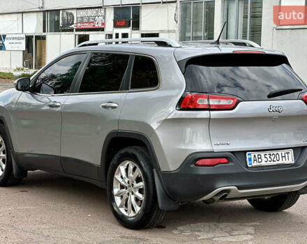 Сірий Джип Cherokee, об'ємом двигуна 3.24 л та пробігом 228 тис. км за 12950 $, фото 8 на Automoto.ua