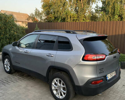 Сірий Джип Cherokee, об'ємом двигуна 2.36 л та пробігом 253 тис. км за 10600 $, фото 5 на Automoto.ua