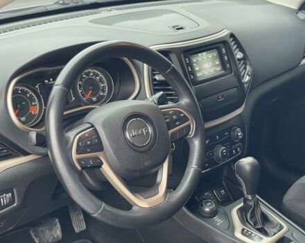 Серый Джип Чероки, объемом двигателя 2.4 л и пробегом 130 тыс. км за 13300 $, фото 11 на Automoto.ua