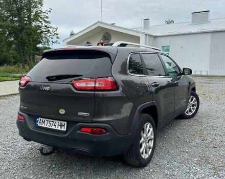 Сірий Джип Cherokee, об'ємом двигуна 1.96 л та пробігом 205 тис. км за 14000 $, фото 2 на Automoto.ua
