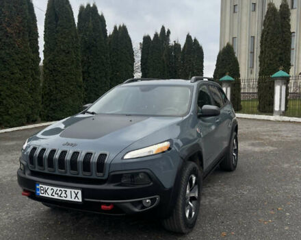 Серый Джип Чероки, объемом двигателя 3.24 л и пробегом 352 тыс. км за 12500 $, фото 1 на Automoto.ua