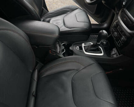 Серый Джип Чероки, объемом двигателя 3.24 л и пробегом 352 тыс. км за 12500 $, фото 31 на Automoto.ua