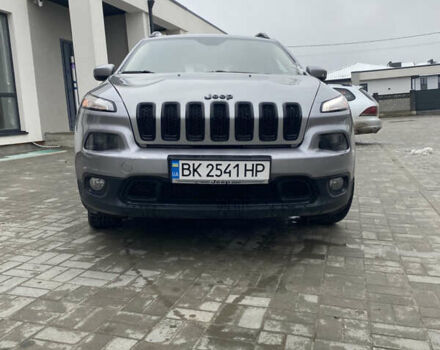 Сірий Джип Cherokee, об'ємом двигуна 2.36 л та пробігом 241 тис. км за 10800 $, фото 5 на Automoto.ua