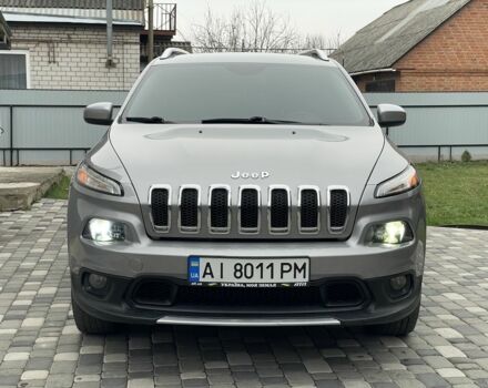 Серый Джип Чероки, объемом двигателя 2.4 л и пробегом 130 тыс. км за 13300 $, фото 1 на Automoto.ua