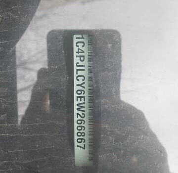 Сірий Джип Cherokee, об'ємом двигуна 1.96 л та пробігом 205 тис. км за 14000 $, фото 1 на Automoto.ua