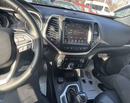 Серый Джип Чероки, объемом двигателя 3.24 л и пробегом 165 тыс. км за 16000 $, фото 13 на Automoto.ua