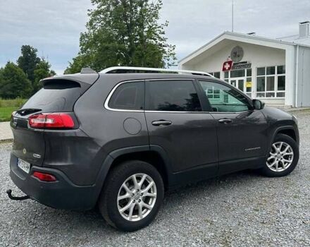Сірий Джип Cherokee, об'ємом двигуна 1.96 л та пробігом 205 тис. км за 14000 $, фото 6 на Automoto.ua