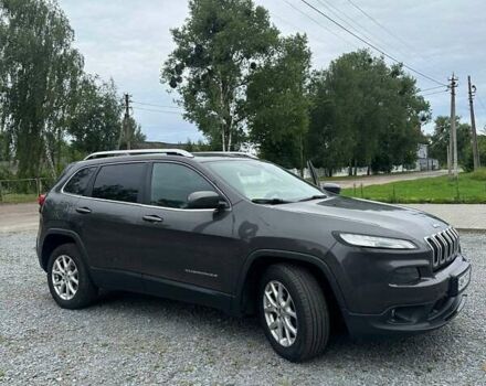 Сірий Джип Cherokee, об'ємом двигуна 1.96 л та пробігом 205 тис. км за 14000 $, фото 5 на Automoto.ua